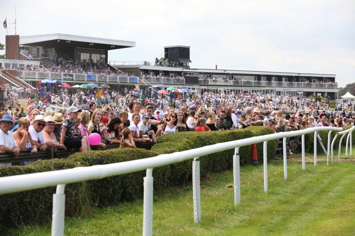 Crowds at Market Rasen