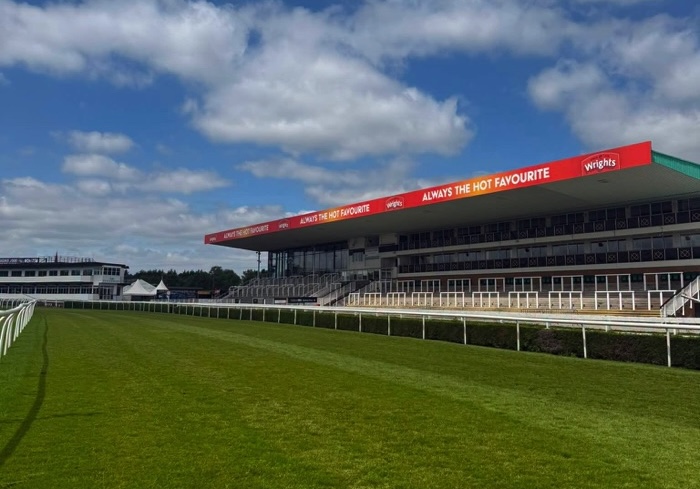 Uttoxeter Racecourse track